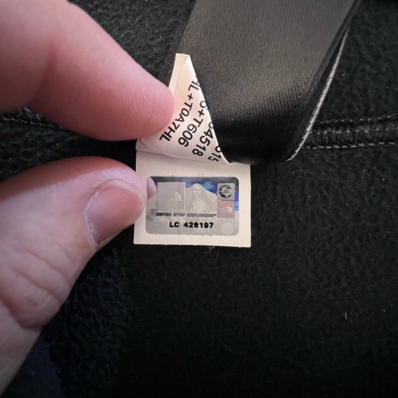 The North Face Ribbed Jacket - Picture 6 of 7